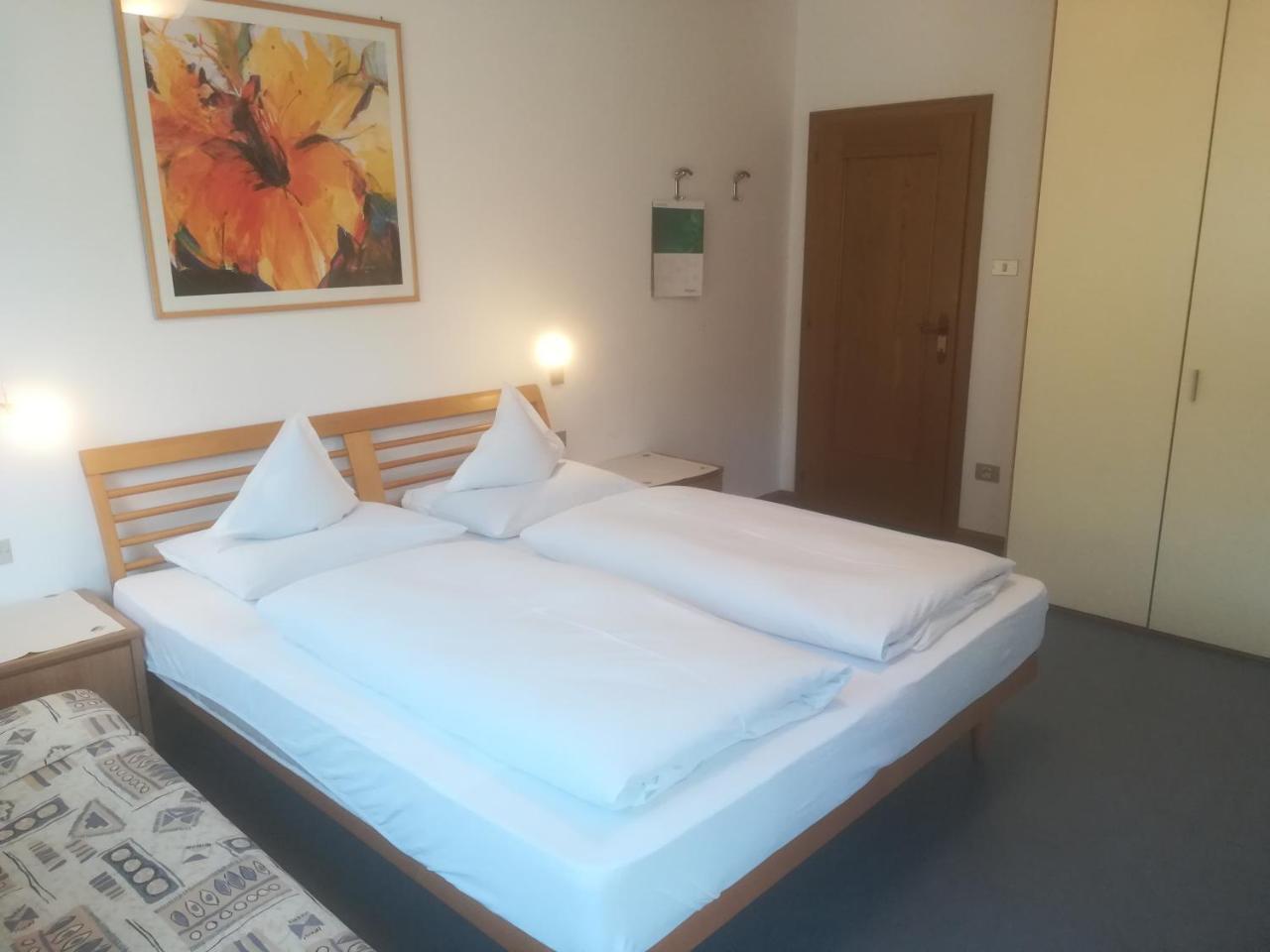 Pension Dolomitenblick Tesimo Buitenkant foto